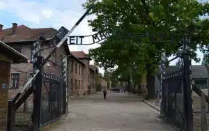 Entrada a Auschwitz I