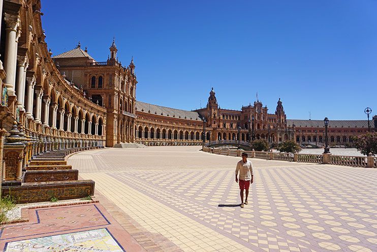 Plaza de España Sevilla las ciudades más bonitas de españa
