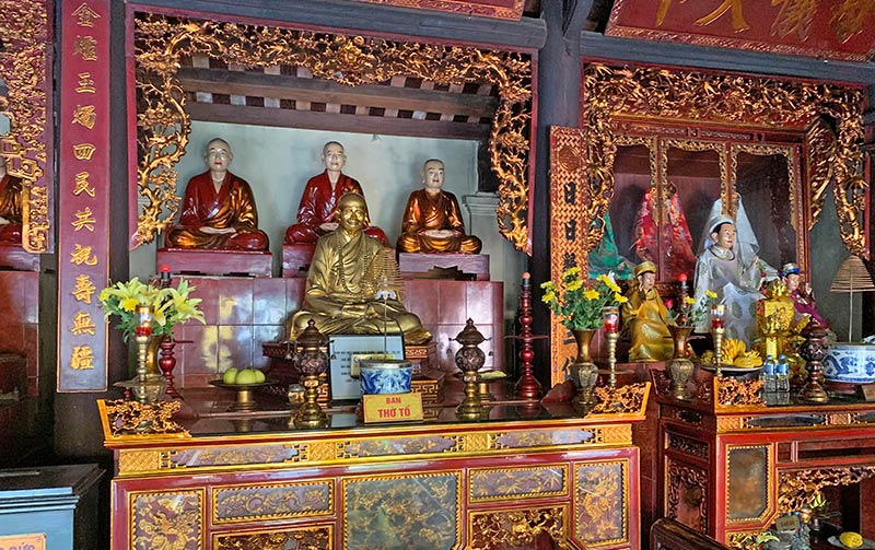 Pagoda Tran Quoc