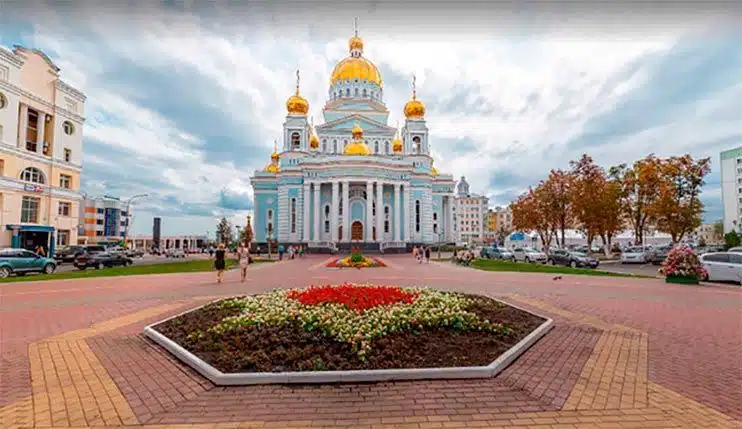 Catedral de Teodoro Ushakov Saransk
