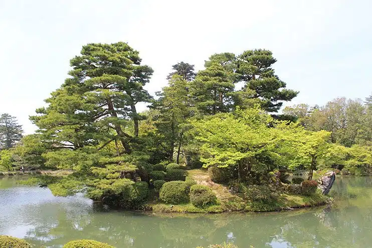 Jardines Kenkoruen Kanazawa