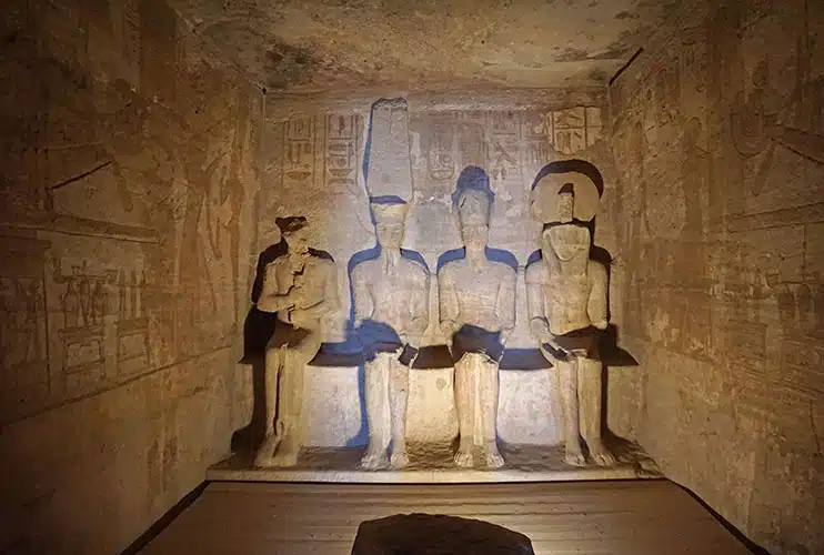 Santuario del templo de Ramses II en Abu Simbel