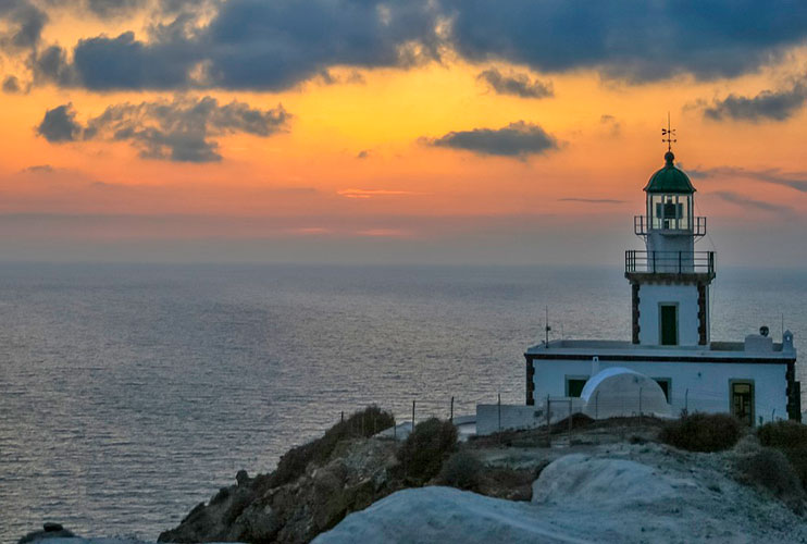 Faro de Akrotiri