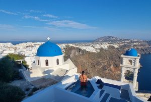 Hotel en Santorini con piscina