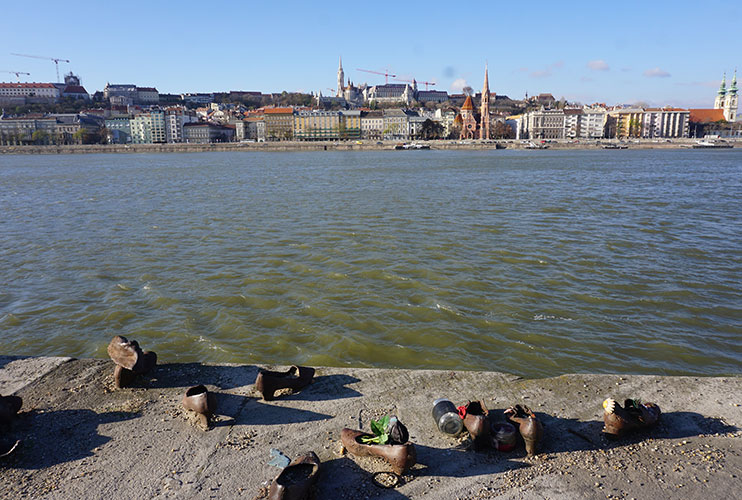 Zapatos del Danubio Budapest