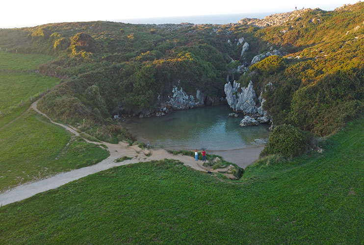 Playa de Gulpiyuri Asturias