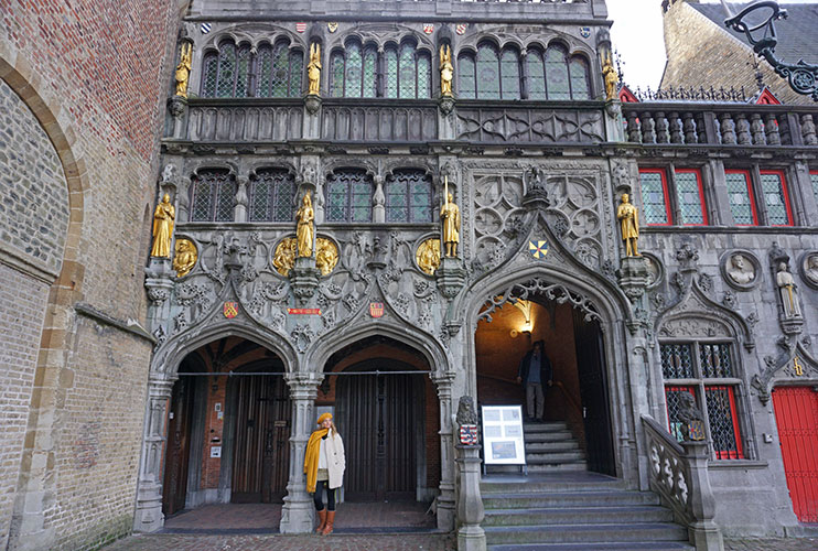 Que ver en Brujas, Basílica de la Santa Sangre