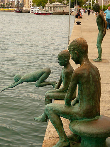 Monumento a los raqueros Santander que visitar