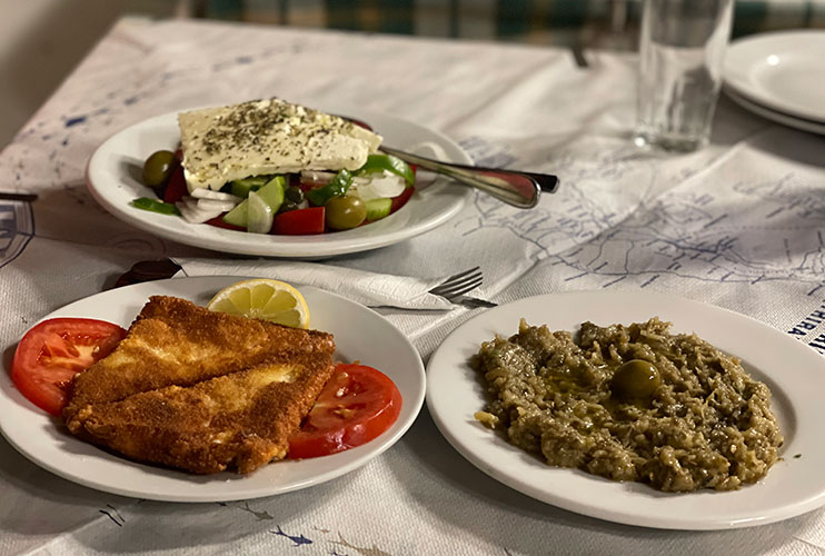 Dónde comer en Fira Santorini