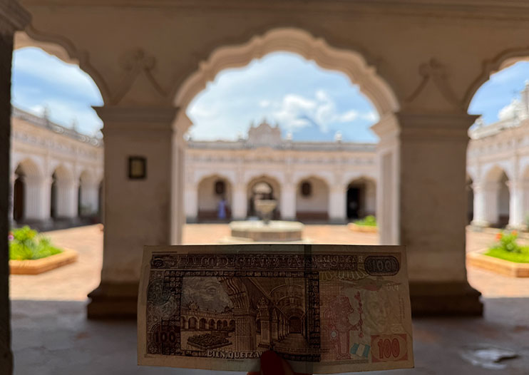 Qué hacer en Antigua Guatemala: museo de arte colonial