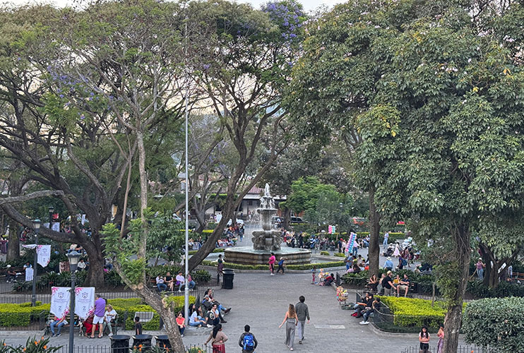 Plaza central de Antigua Guatemala
