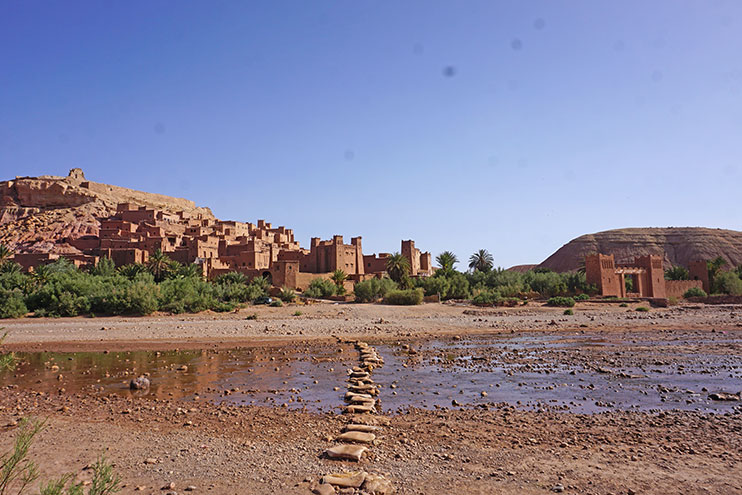 Puente de sacos en Ait Ben Haddou