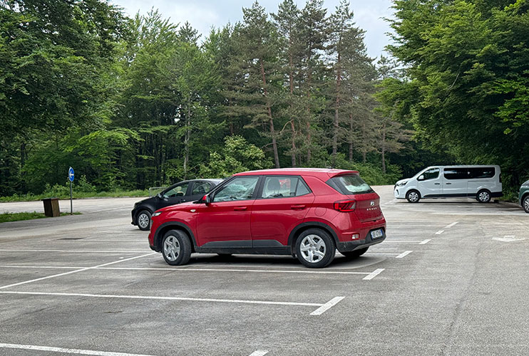Parking en los lagos de Plitvice