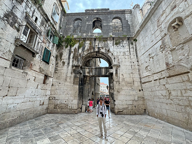 Puerta de hierro Split
