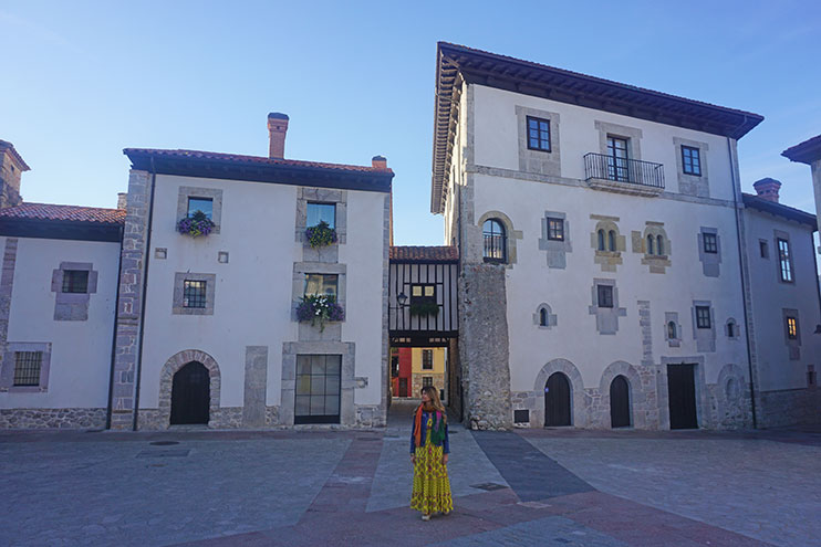 Qué ver en Llanes: Plaza Santa Ana
