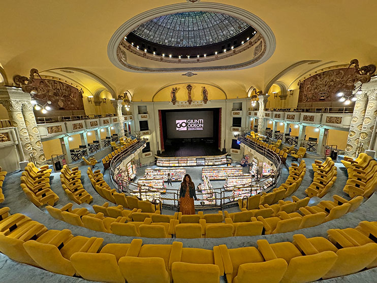Qué hacer en Florencia: cine librería Odeon