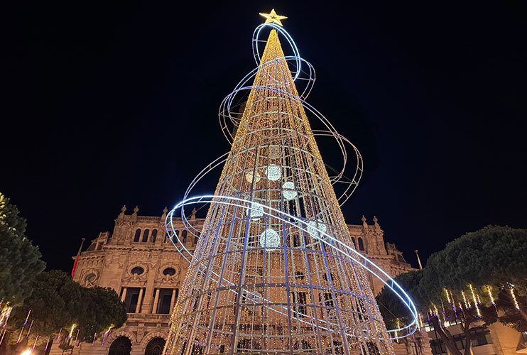Árbol de Navidad en Oporto