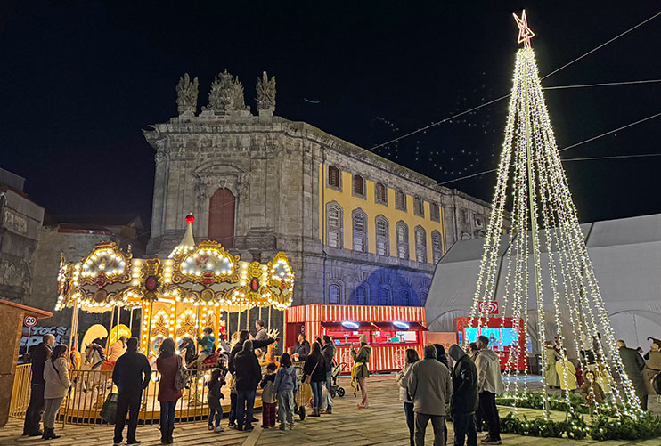 Mercado navideño de Oporto en Jardín de Cordoaria