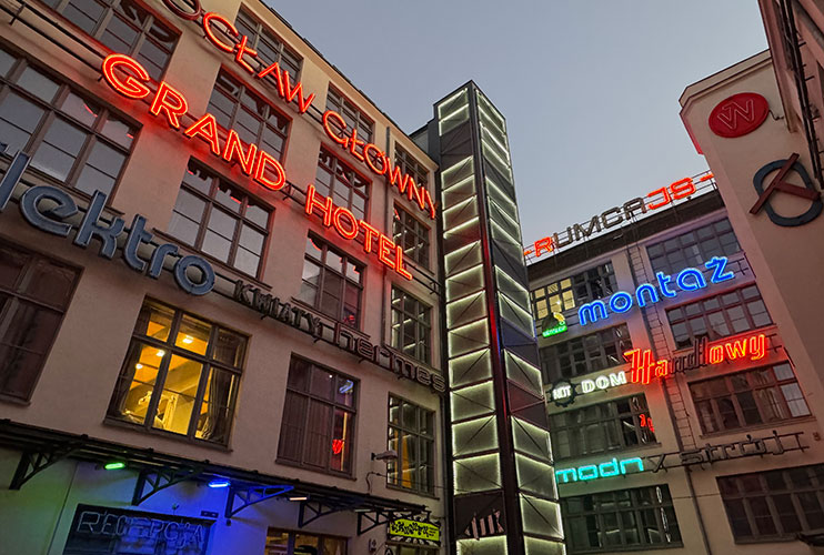 Neon Side Gallery