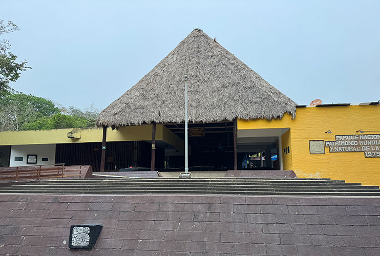 Control de acceso a Tikal
