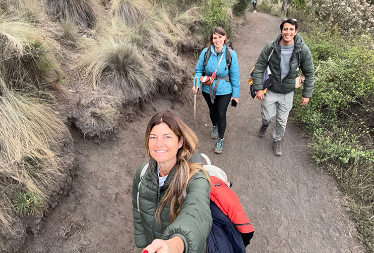Trekking al volcán Acatenango