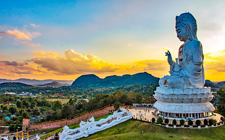 Wat Huay Pla Kang