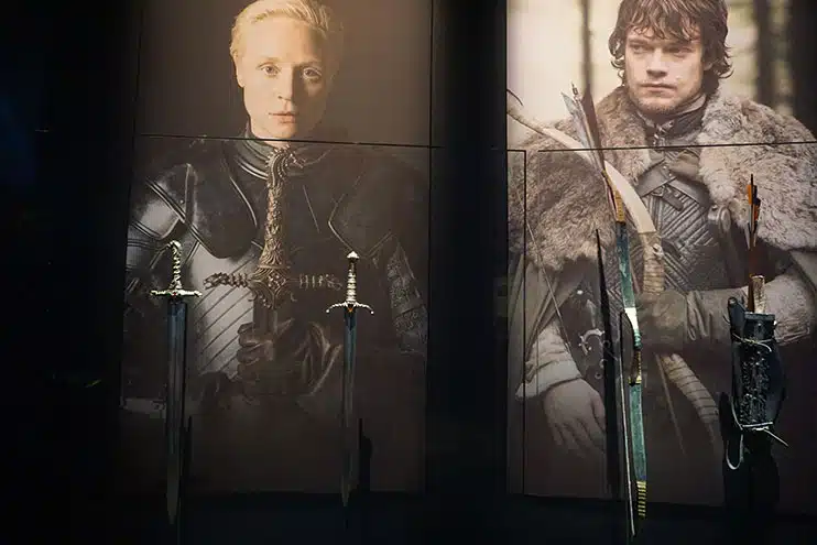 Estudios de Juego de Tronos en Belfast: salón de los rostros: salón de las armas