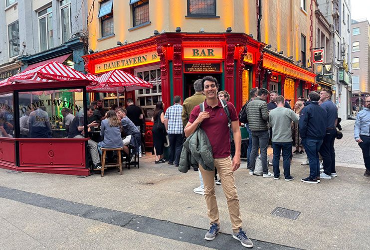 Dame Tavern