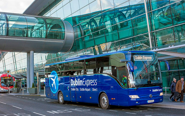Cómo ir del aeropuerto de Dublín al centro en autobús