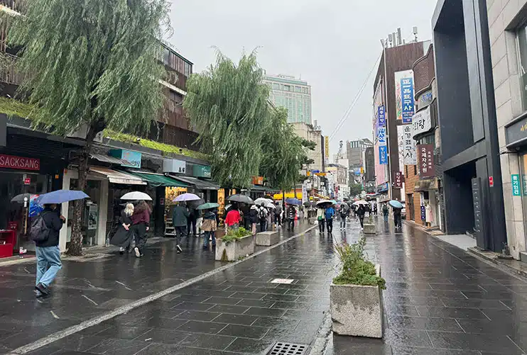 Insadong street