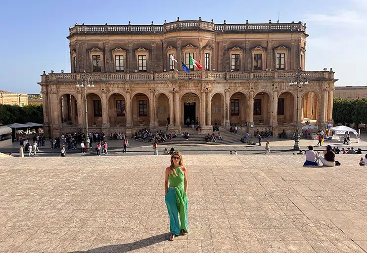 Qué ver en Noto: Palacio Ducezio